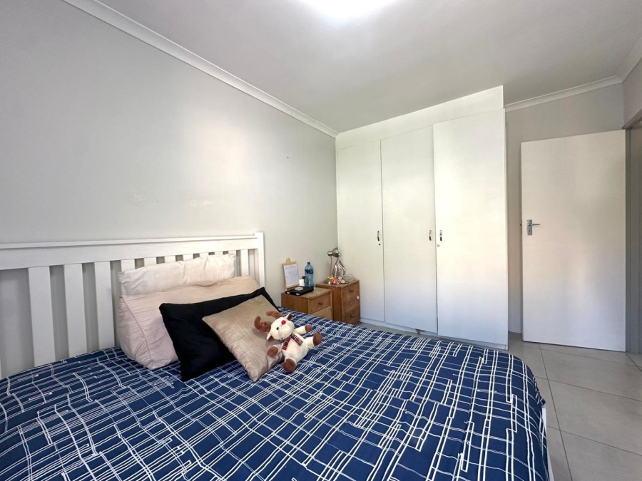 To Let 1 Bedroom Property for Rent in Lakeside Western Cape